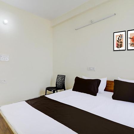Hotel O Rn Chinhat 外观 照片