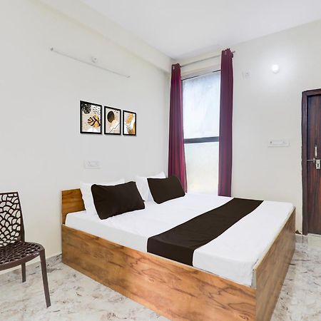 Hotel O Rn Chinhat 外观 照片