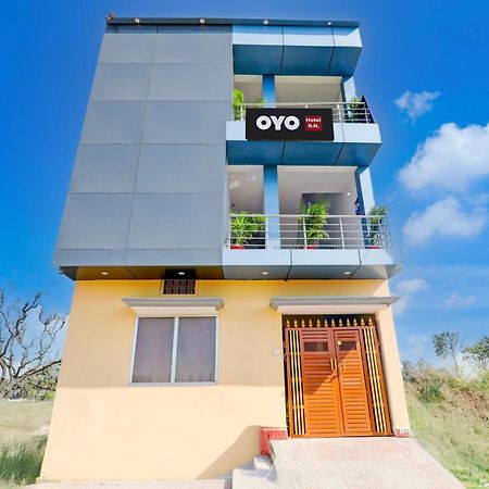 Hotel O Rn Chinhat 外观 照片