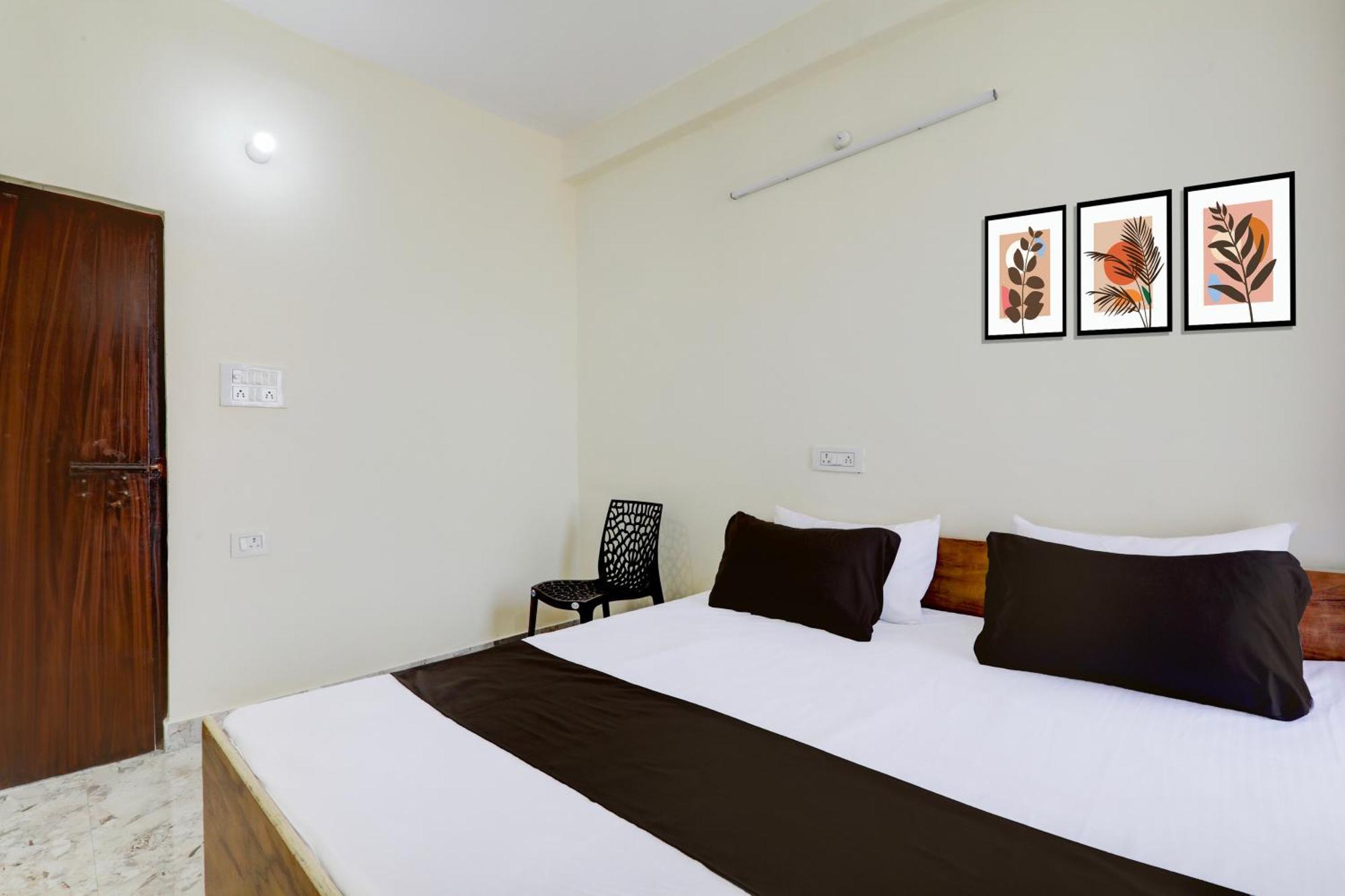 Hotel O Rn Chinhat 外观 照片