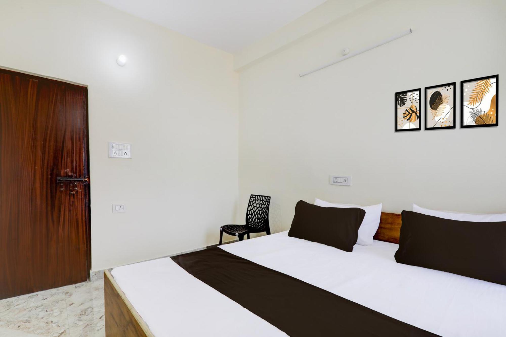 Hotel O Rn Chinhat 外观 照片
