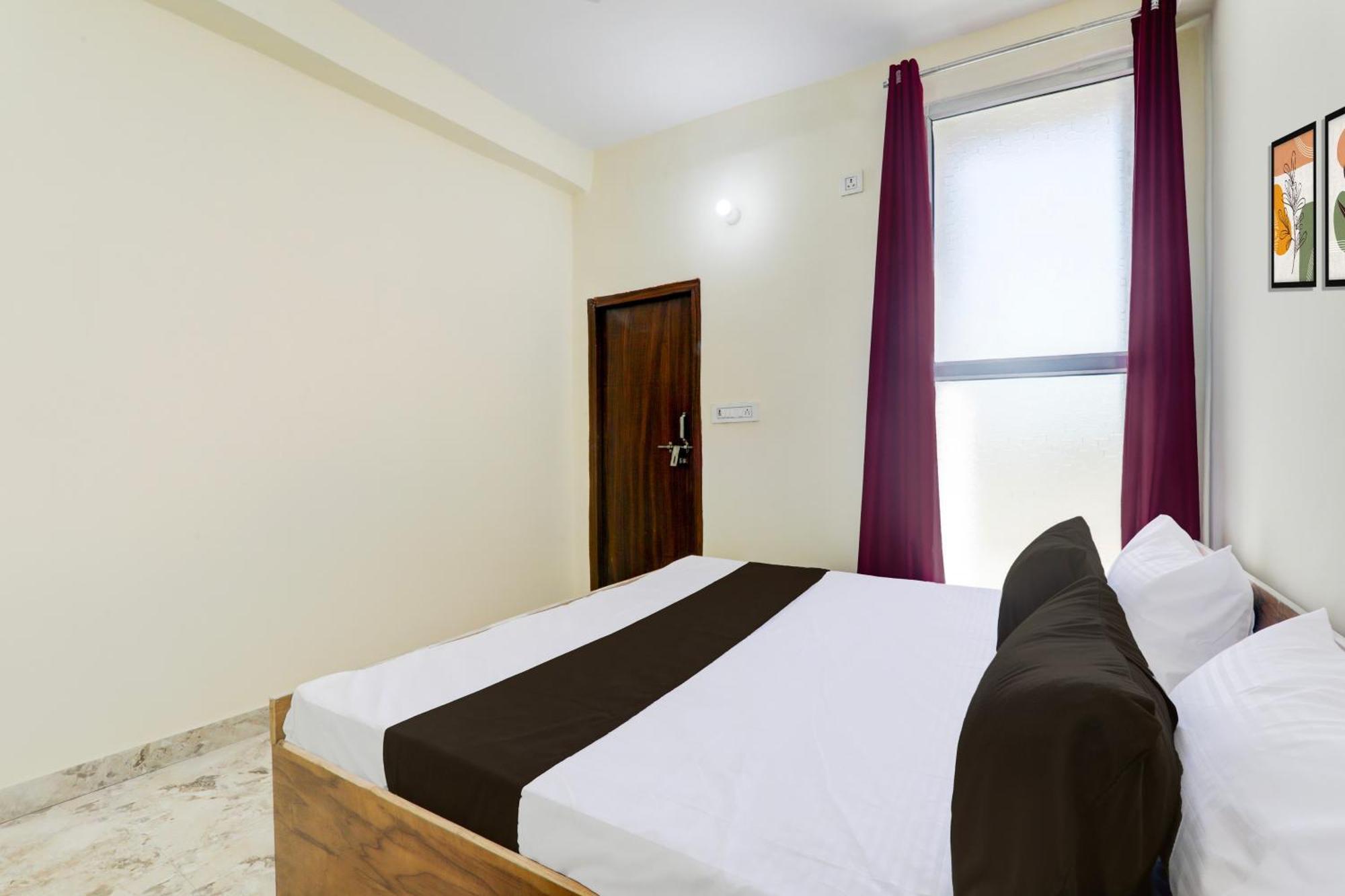 Hotel O Rn Chinhat 外观 照片