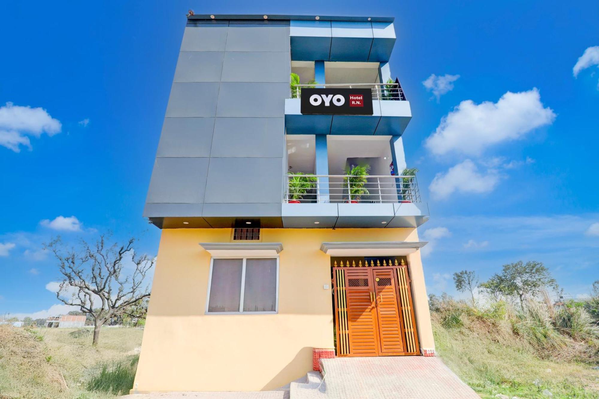 Hotel O Rn Chinhat 外观 照片