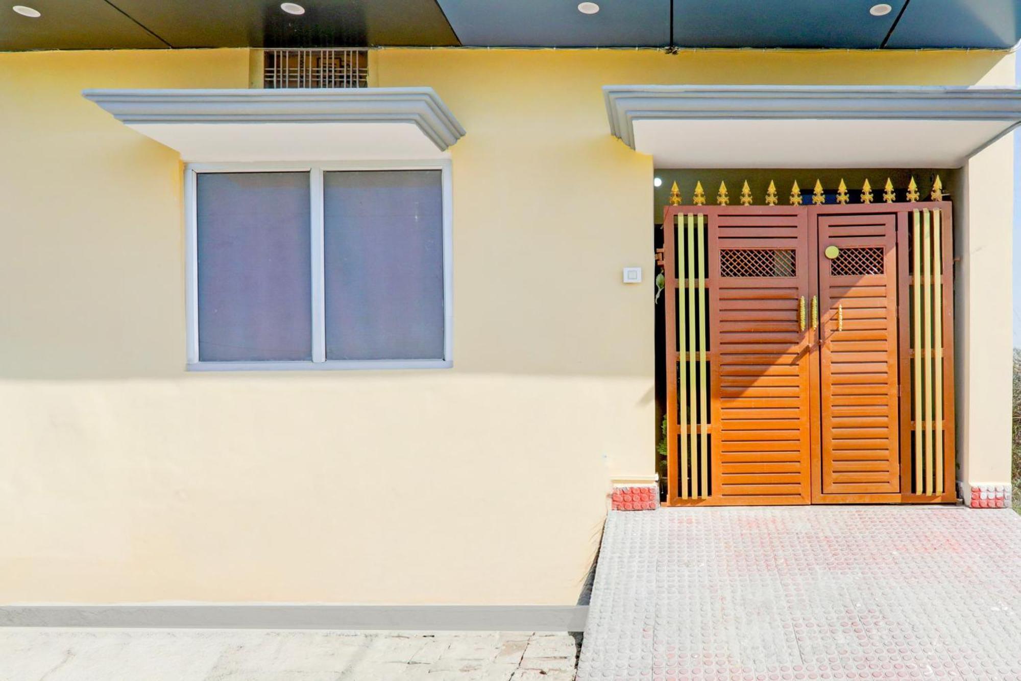 Hotel O Rn Chinhat 外观 照片